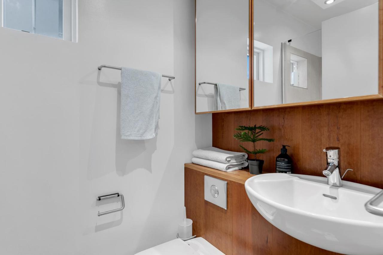 Studio Apartment With Ocean View Reykjavik Exterior photo